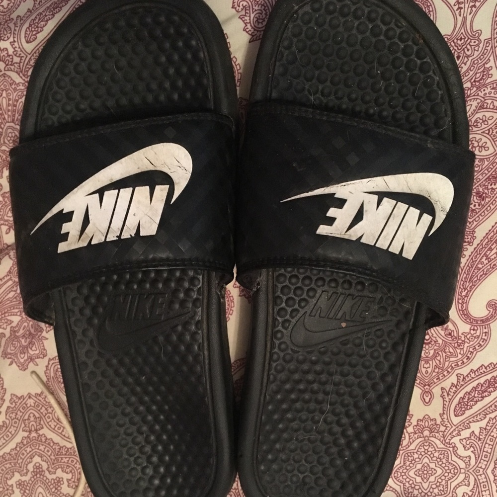 Nike slides